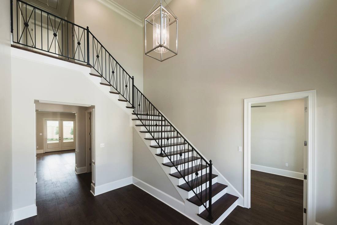Iron balusters with X pattern