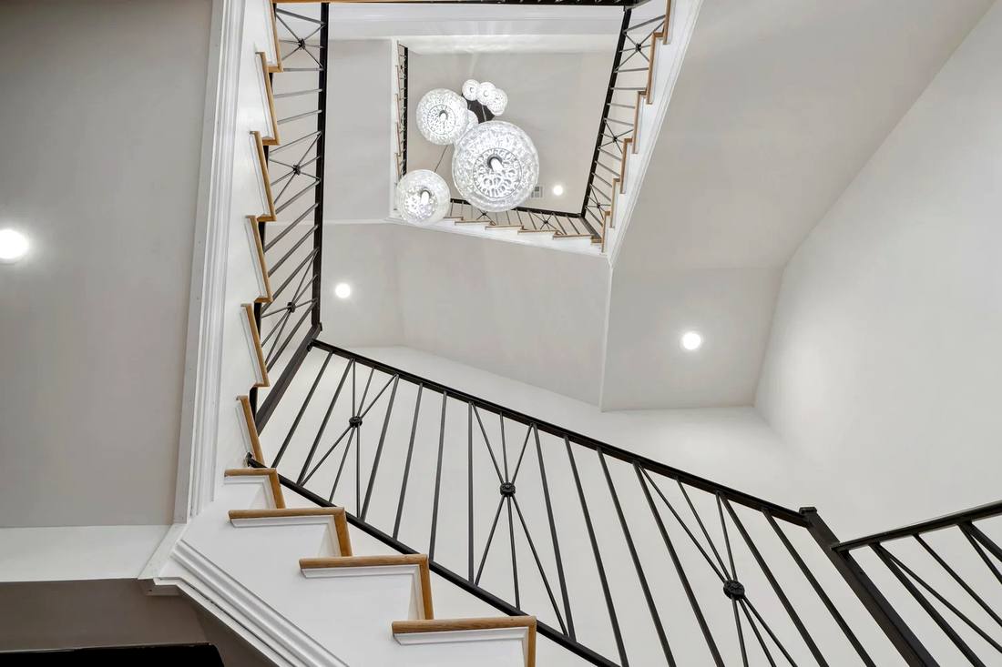 X-pattern modern iron rail
